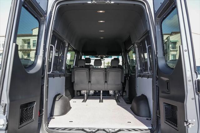 2026 Mercedes-Benz Sprinter 2500 Standard Roof 4-Cyl Diesel HO