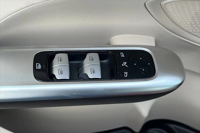 2026 Mercedes-Benz C-CLASS C 300 C 300
