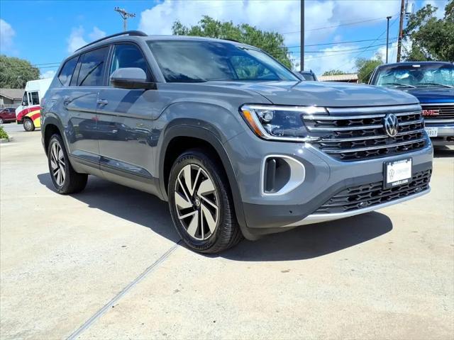 2026 Volkswagen Atlas SE with Technology