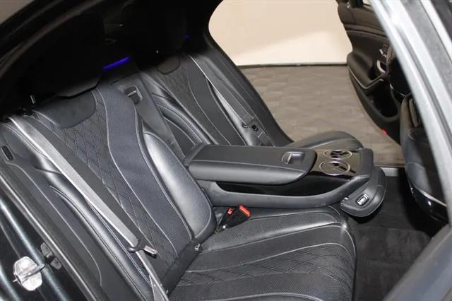 2019 Mercedes-Benz S 560 4MATIC