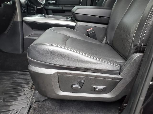 2017 Ram 1500 Night Crew Cab 4x4 57 Box