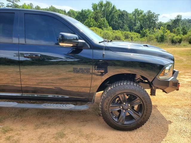 2017 Ram 1500 Night Crew Cab 4x4 57 Box