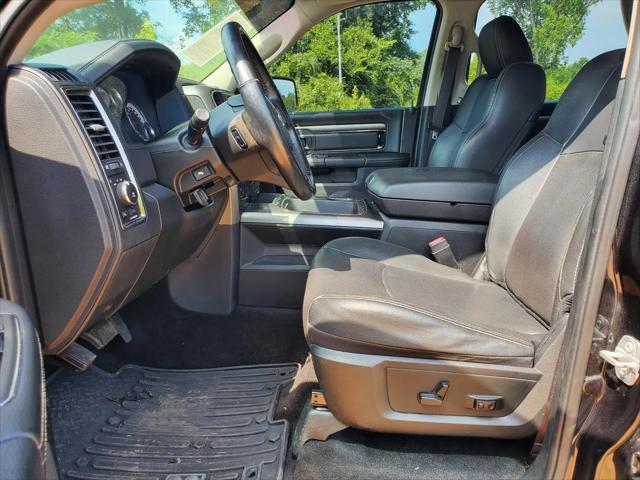 2017 Ram 1500 Night Crew Cab 4x4 57 Box
