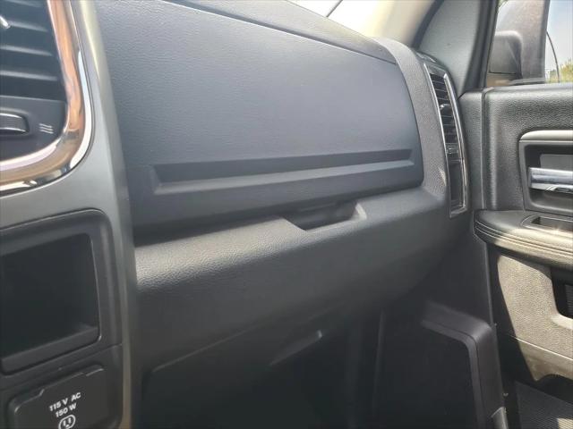 2017 Ram 1500 Night Crew Cab 4x4 57 Box