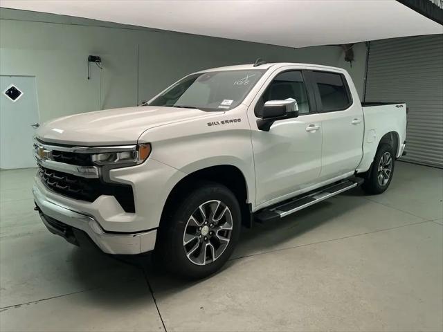 2026 Chevrolet Silverado 1500 4WD Crew Cab Standard Bed LT