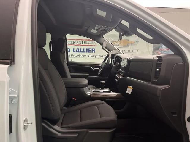 2026 Chevrolet Silverado 1500 4WD Crew Cab Standard Bed LT