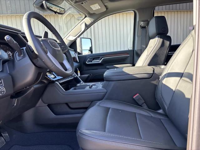 2026 GMC Sierra 2500HD Crew Cab, Standard Bed, Denali, 4WD