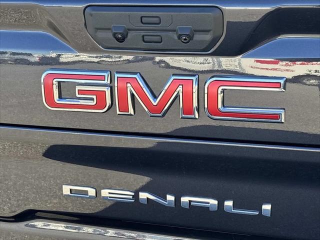 2026 GMC Sierra 2500HD Crew Cab, Standard Bed, Denali, 4WD