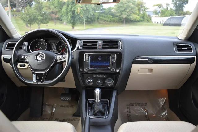 2016 Volkswagen Jetta 1.8T SEL