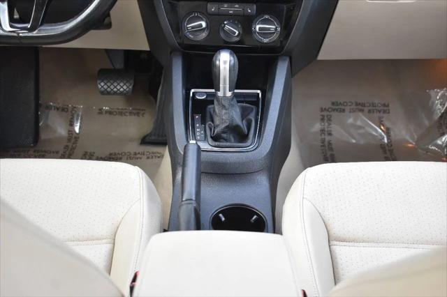 2016 Volkswagen Jetta 1.8T SEL