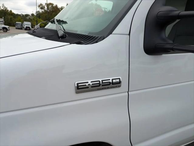2026 Ford E-350 Cutaway E-Series Cutaway