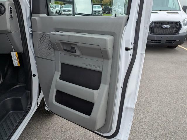2026 Ford E-350 Cutaway E-Series Cutaway