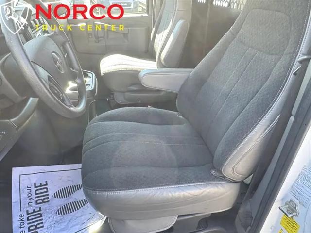 2023 GMC Savana Cargo RWD 2500 Regular Wheelbase Work Van