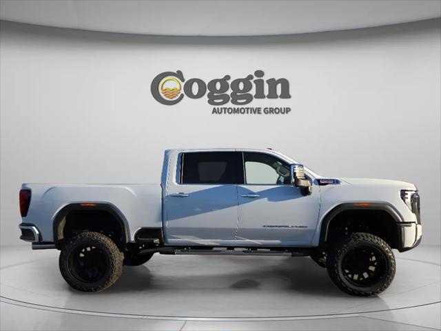 2026 GMC Sierra 2500HD Crew Cab, Standard Bed, Denali, 4WD