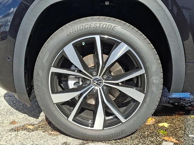 2026 Volkswagen Atlas Cross Sport SEL Premium R-Line