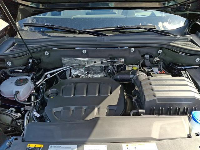 2026 Volkswagen Atlas Cross Sport SEL Premium R-Line