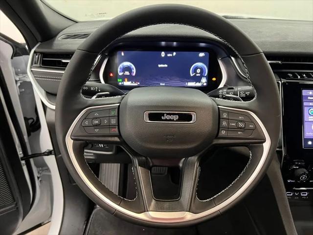 2025 Jeep Grand Cherokee Laredo 4x2