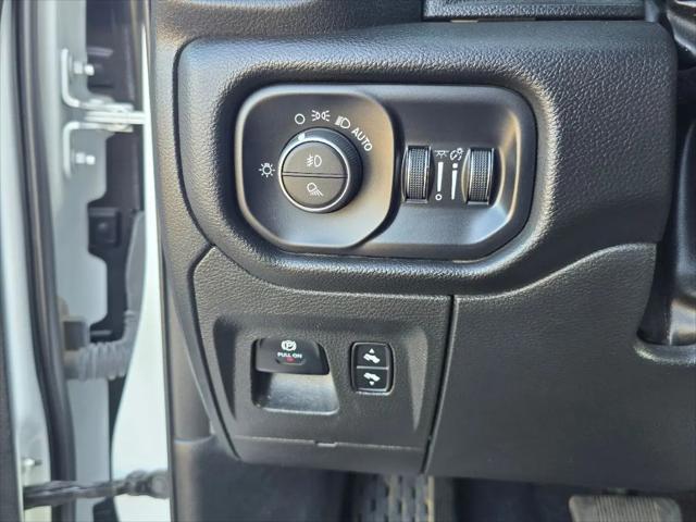 2025 Ram 1500 Laramie Crew Cab 4x4 5'7" Box
