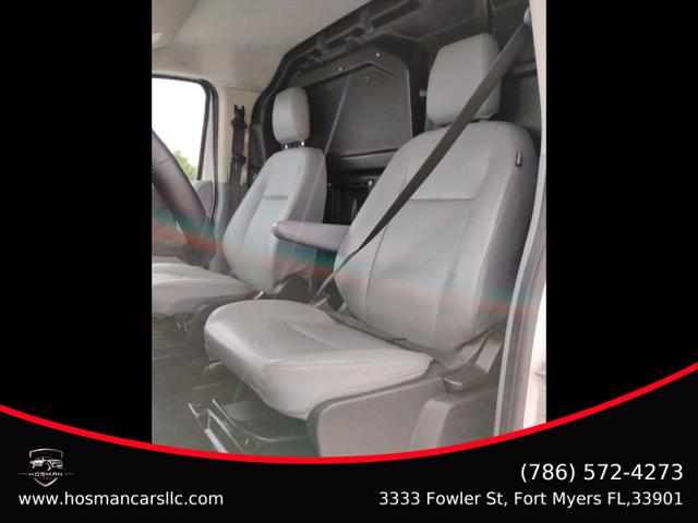 2017 Ford Transit w/Sliding Side Door w/RWB