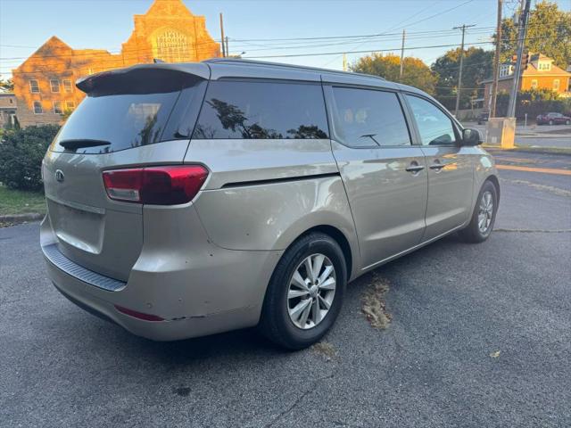 2016 Kia Sedona LX