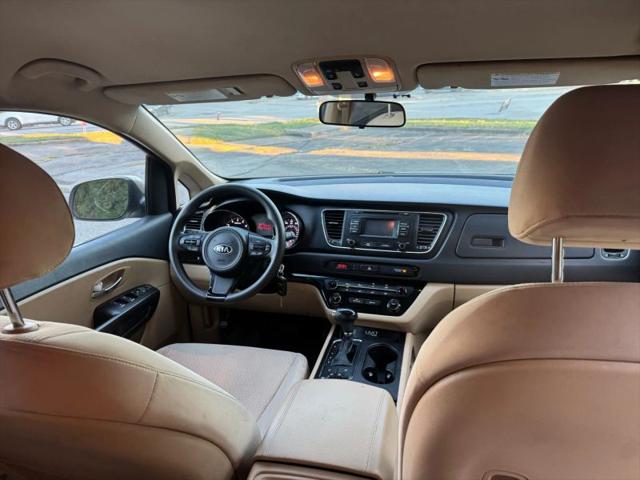 2016 Kia Sedona LX