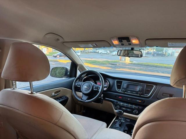 2016 Kia Sedona LX