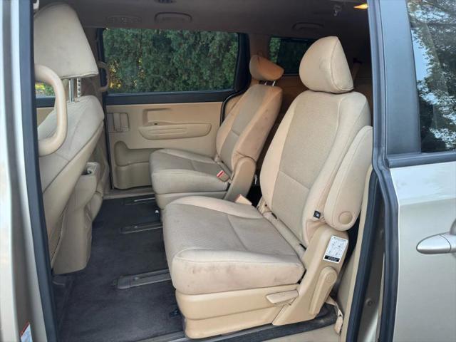2016 Kia Sedona LX