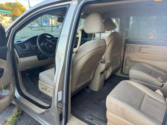 2016 Kia Sedona LX
