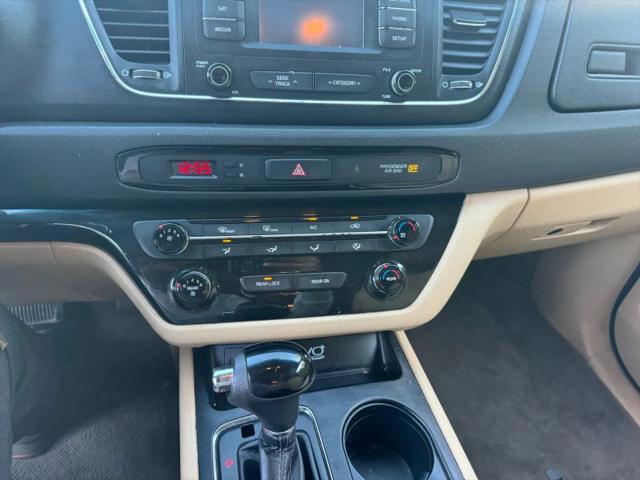 2016 Kia Sedona LX