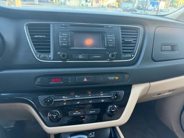 2016 Kia Sedona LX