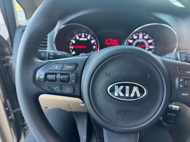 2016 Kia Sedona LX