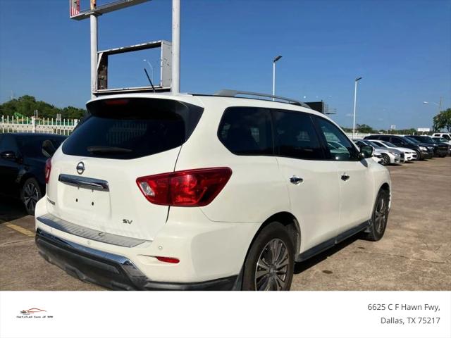 2017 Nissan Pathfinder SV