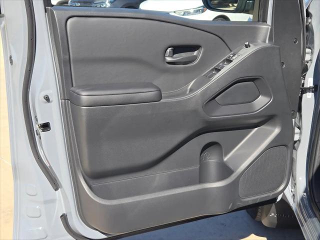 2026 Nissan Frontier Crew Cab SV 4x2