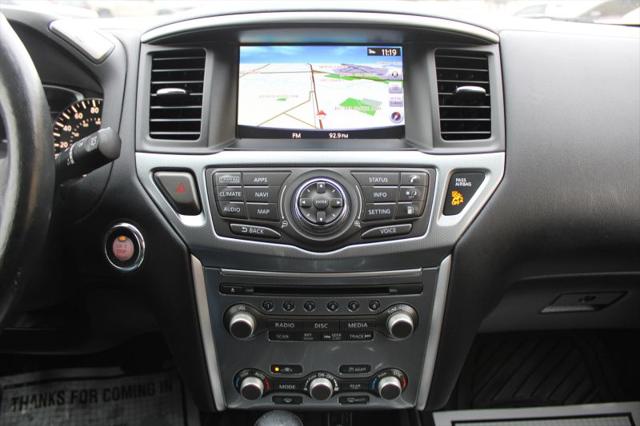 2020 Nissan Pathfinder SL 2WD