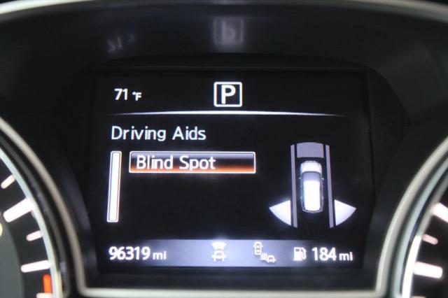 2020 Nissan Pathfinder SL 2WD