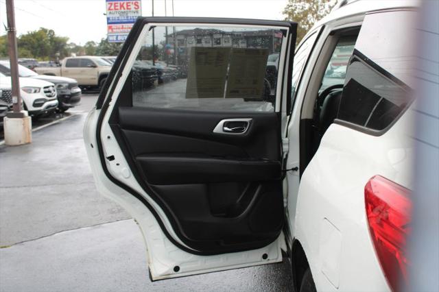 2020 Nissan Pathfinder SL 2WD
