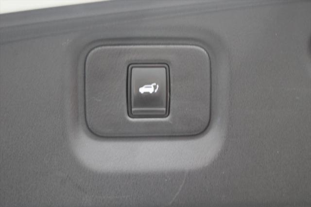2020 Nissan Pathfinder SL 2WD