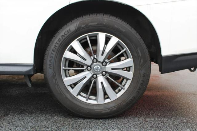 2020 Nissan Pathfinder SL 2WD