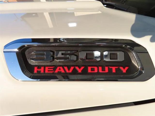 2024 Ram 3500 Tradesman Crew Cab 4x4 8' Box