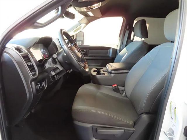 2024 Ram 3500 Tradesman Crew Cab 4x4 8' Box