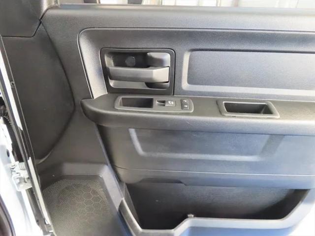 2024 Ram 3500 Tradesman Crew Cab 4x4 8' Box