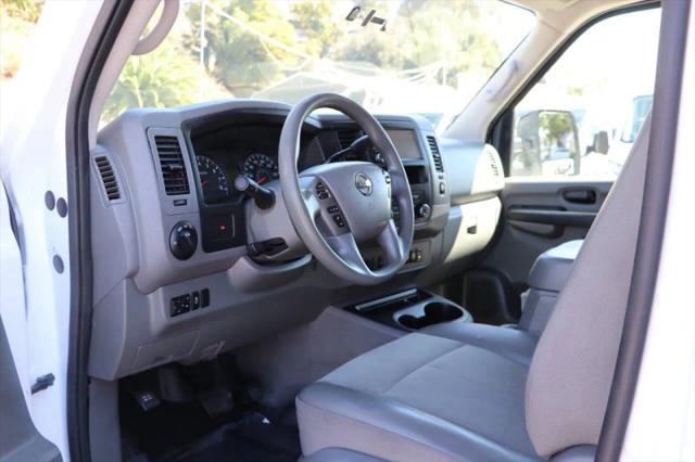 2019 Nissan 3500 SL V8