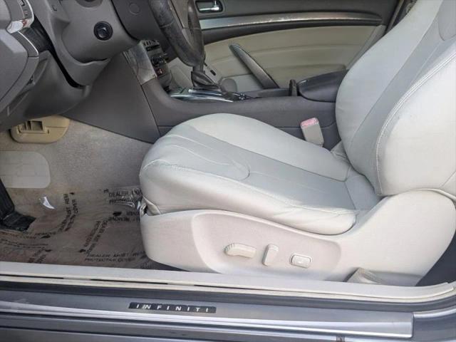 2011 INFINITI G37 Coupe Journey