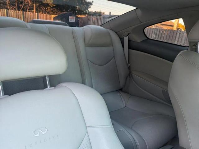2011 INFINITI G37 Coupe Journey