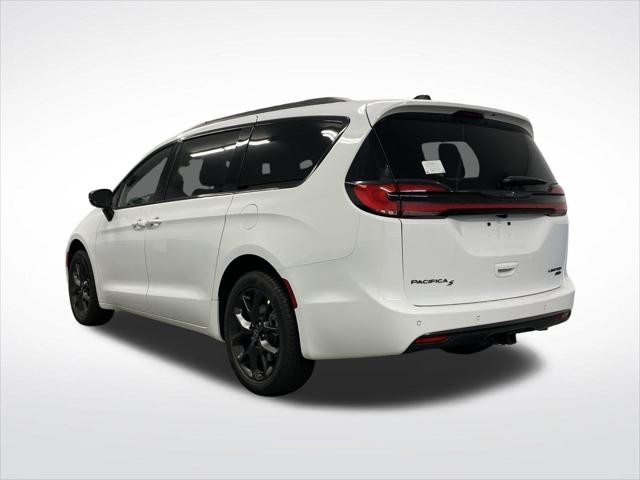 2026 Chrysler Pacifica Limited AWD