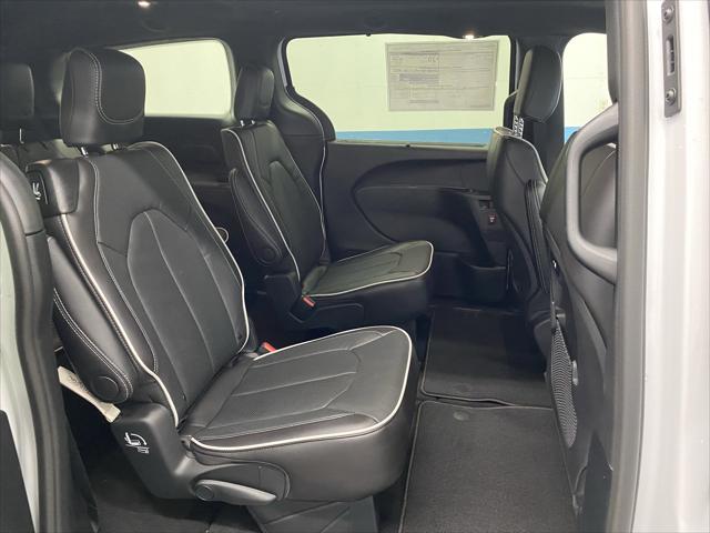 2026 Chrysler Pacifica Limited AWD