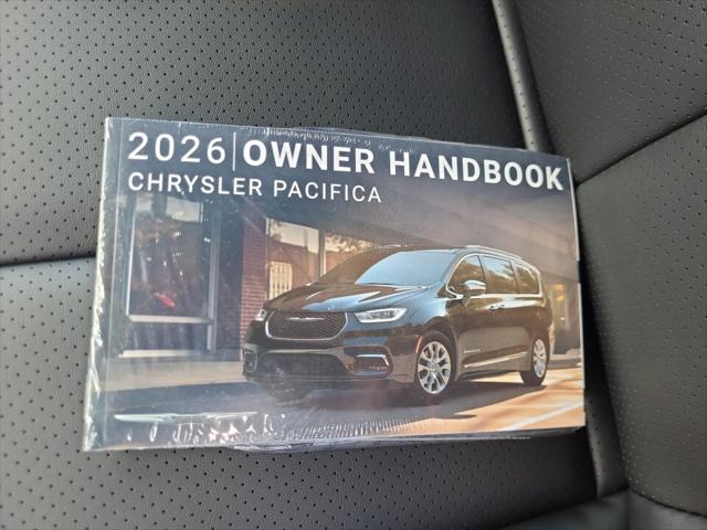 2026 Chrysler Pacifica Select AWD