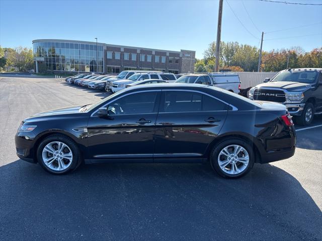 2016 Ford Taurus SE