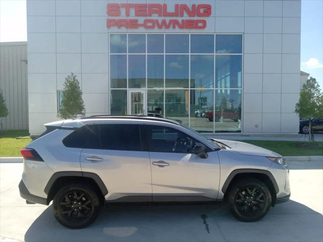 2021 Toyota RAV4 LE 2021 Toyota RAV4 LE