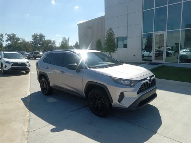 2021 Toyota RAV4 LE 2021 Toyota RAV4 LE